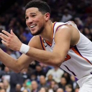 开云综合服务-风波不断仍旧领跑西部 布克已经看淡MVP荣誉